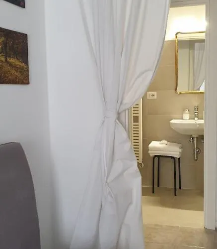 La Turr De Mezz- Lca アパート ベッラージョ