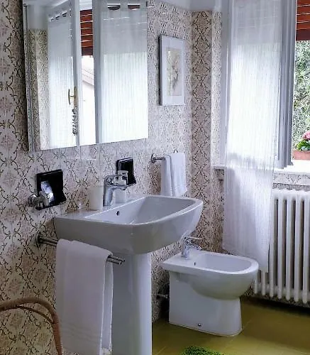 La Turr De Mezz- Lca * ベッラージョ